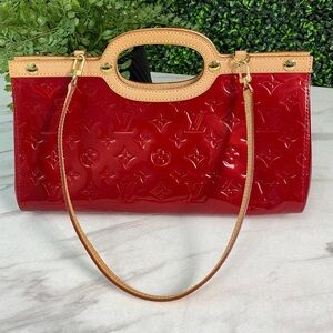 Louis Vuitton Monogram Red Roxbury Drive Vernis Handbag with Dustbag and Box!
